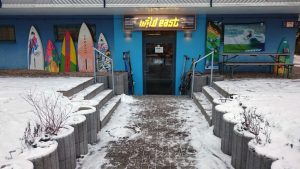 Schnee vorm Wild East Shop